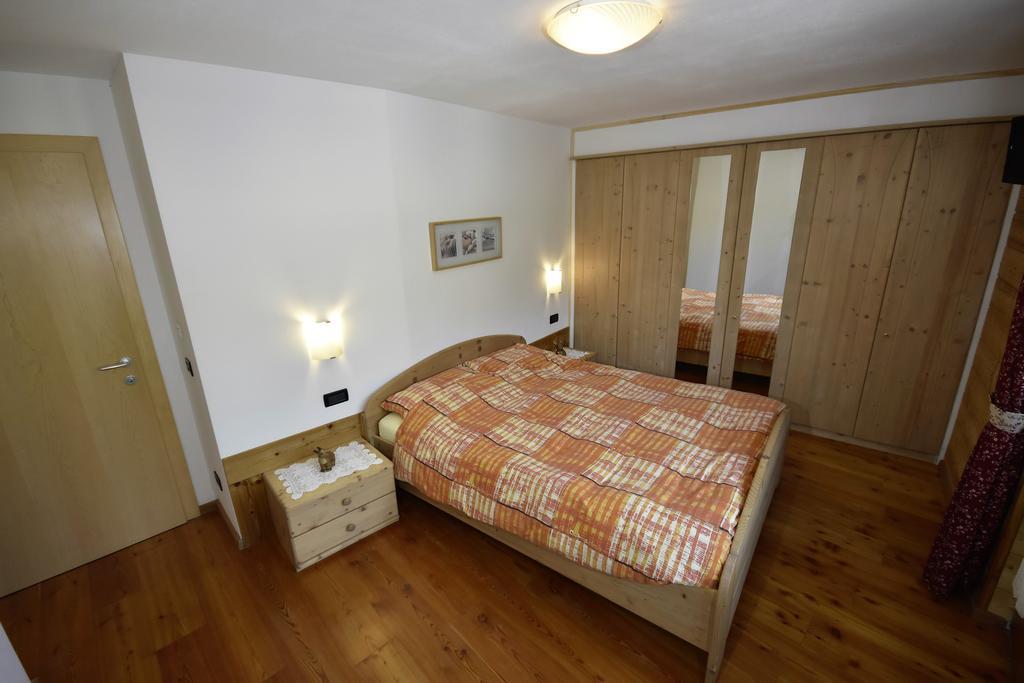 Chalet Alla Cascata Badia (South Tyrol)