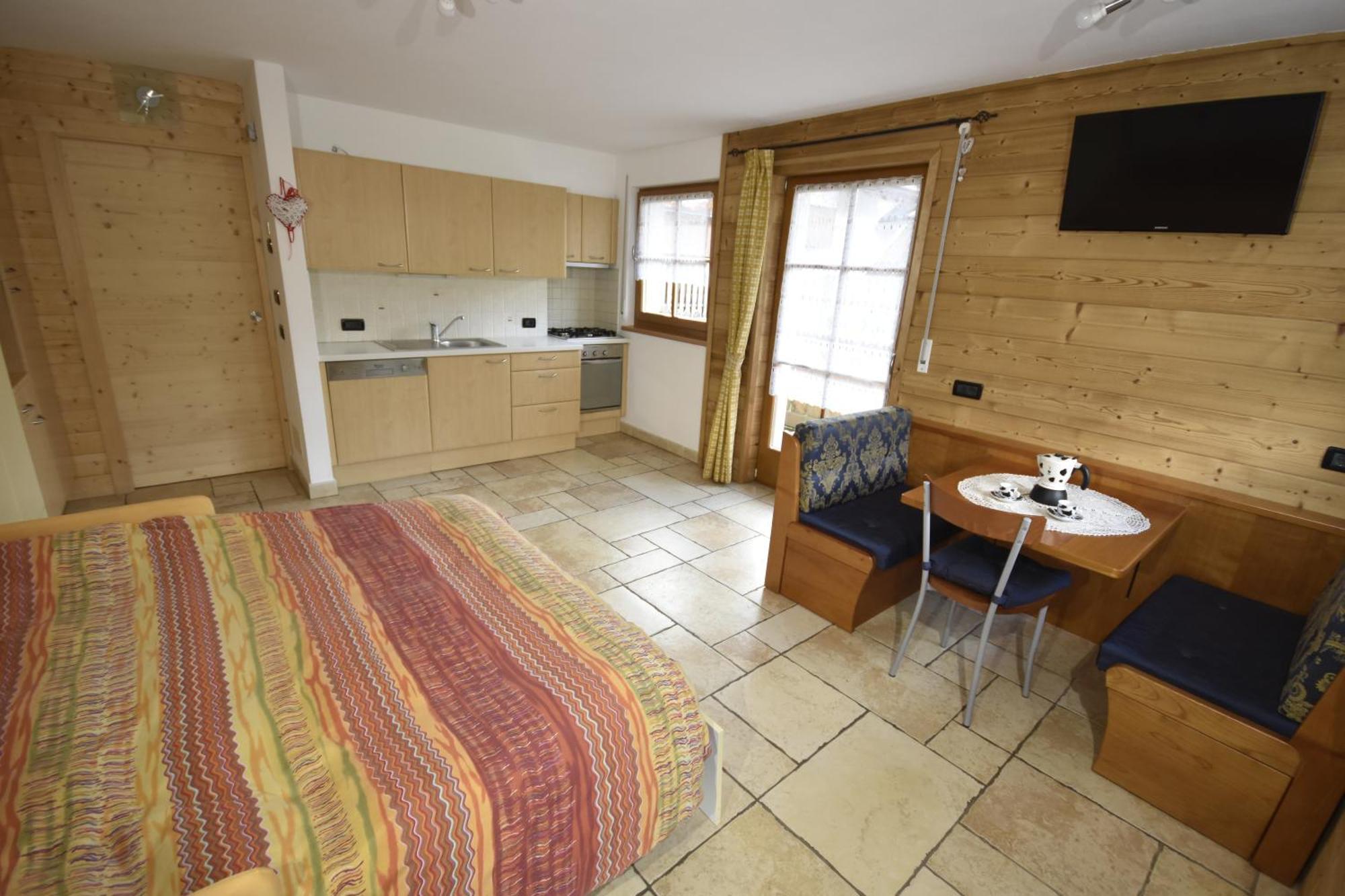 Chalet Alla Cascata Badia (South Tyrol)